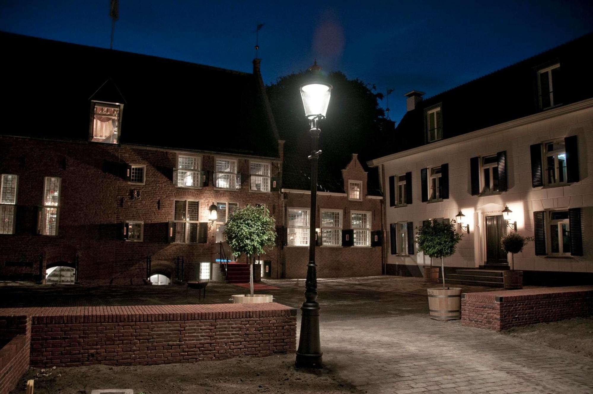 Fletcher Hotel-Restaurant Kasteel Coevorden Bagian luar foto